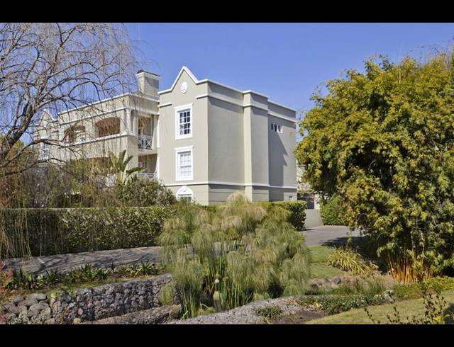 3 BEDROOM APARTMENT FOR SALE IN SANDOWN